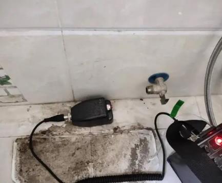 方城屋顶漏水维修公司分享下卫生间漏水的危害及解决方法